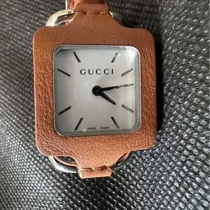 Gucci Brown and Silver Square Face Watch Gucci G Brown Square Brown Dial Silver Steel Strap Watch For  main image 4